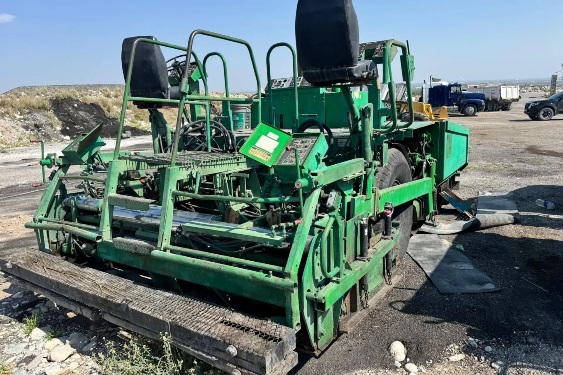 Camión Canasta Freightliner